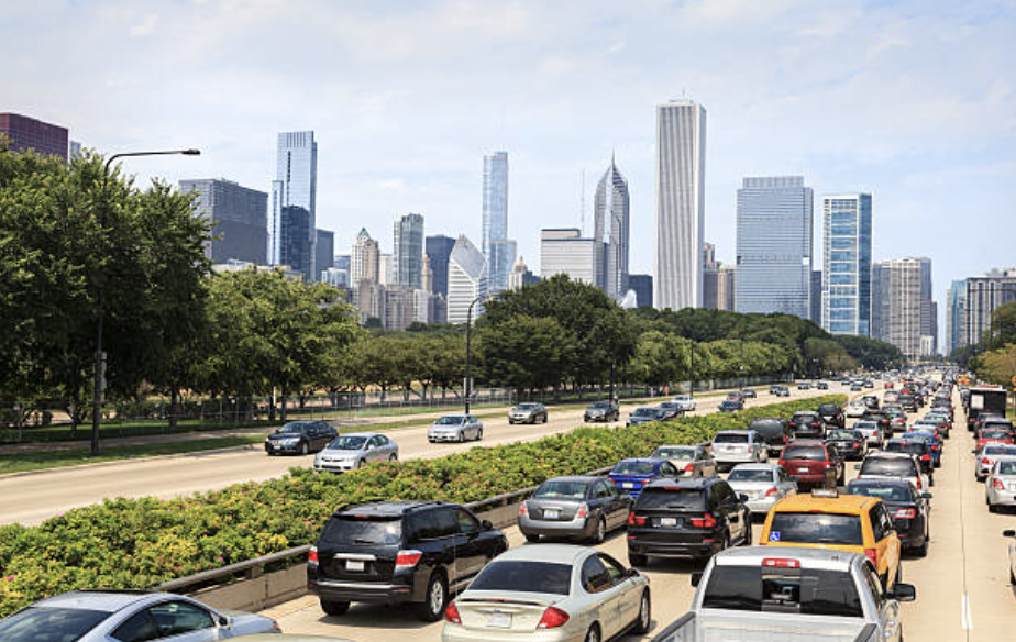 How to Get to Chicago: Best Travel Tips for Arriving by Plane or Car